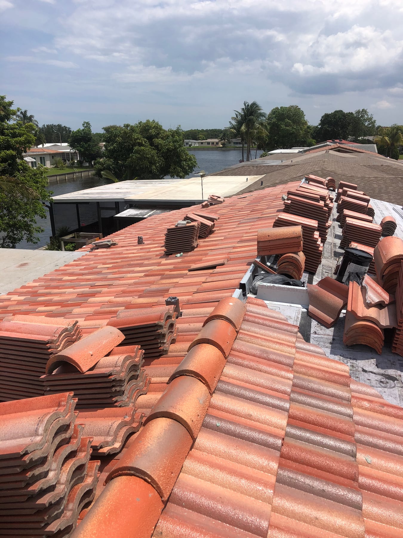 Villa 900 Concrete Roof Tile Review: Florida Colors, Adhesive vs. Screws